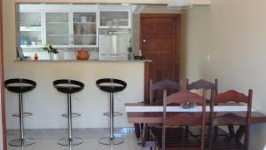 Prainha Lindo Apto com 02 quartos e 02 vagas de garagem