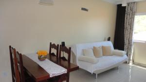 Prainha Lindo Apto com 02 quartos e 02 vagas de garagem