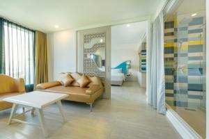 Phòng Suite (Suite Room)