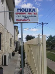 Molika Springs Motel - Narrabri