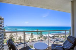 Burleigh Mediterranean Beachfront Resort In Gold Coast - 