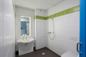 Hotels First Inn Hotel Blois : photos des chambres