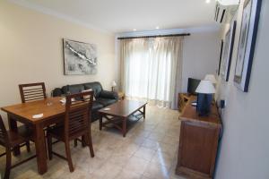 LOS PINOS 19 MENYBER