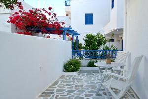 Veletas Apartments Milos Greece
