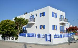 Veletas Apartments Milos Greece