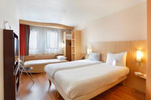 Hotels ibis Etampes : photos des chambres