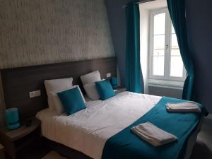 Hotels Hotel Le Saint Patrice : photos des chambres