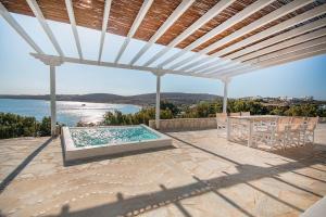 Krios Luxury Suites Paros Greece