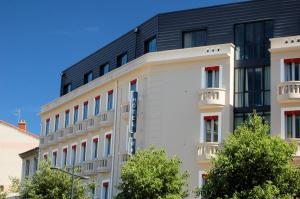 Hotels Hotel De France : photos des chambres