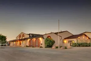 Best Western West Hills Inn - Chadron