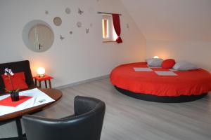 B&B / Chambres d'hotes La Fauconniere : photos des chambres