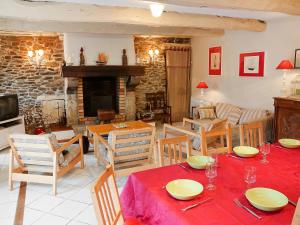 Maisons de vacances Holiday Home Les Agapanthes by Interhome : photos des chambres