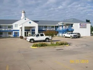 American Inn and Suites White Hall - Stuttgart