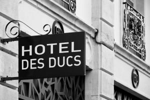 Hotels Hotel des Ducs : photos des chambres