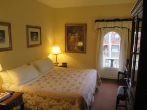 Madison Manor Boutique Hotel