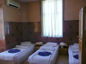 Shans 2 Hotel image 13