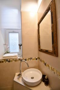 Rose & Margaret Kallina