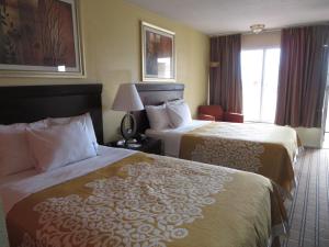 Double Room with Two Double Beds - Pet Friendly/Smoking room in Days Inn by Wyndham Blytheville