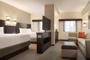 Queen Room with Two Queen Beds and Sofa Bed - High Floor room in Hyatt Place Philadelphia/ King of Prussia