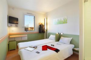 Hotels First Inn Hotel : Chambre Lits Jumeaux