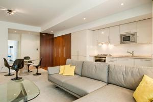 Libest Ribeira 2 - Time Out Market