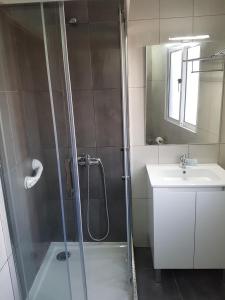 Casa Dos Santos Alojamento - Guest House