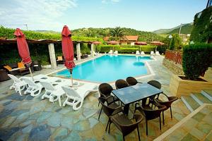 Castello Rosso Hotel