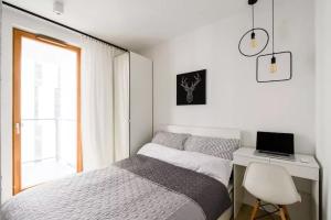 Kasprzaka 31A cozy studio by Homeprime