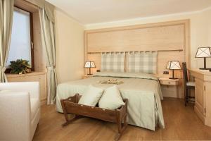 Suite with Mountain View room in Hotel Edelweiss