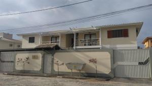 apartamento em porto seguro com piscina