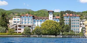 4 star hotell Hotel Savoy Palace Gardone Riviera Itaalia