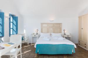 Pantelia Suites Santorini Greece