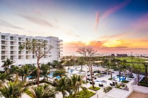 Conrad Cartagena by Hilton