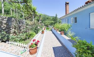 Apartments Andela - 3-star hotels in Brseč