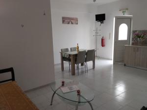 Villa Dina Apartments Chania Greece