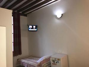 Hotels Hotel Des Fontaines : Chambre Double