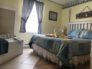 Whispering Waves Cottages