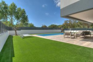 Modern Villa Olivera with Private Pool