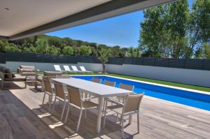 Modern Villa Olivera with Private Pool