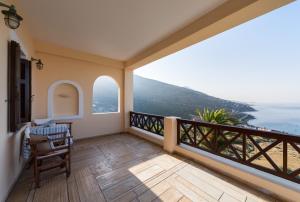 Andros Belle Vue
