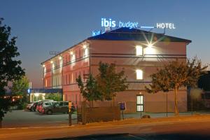 Hotels ibis budget Poitiers Nord Futuroscope : photos des chambres