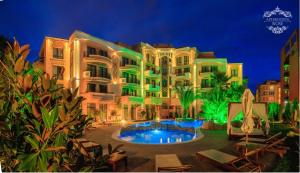 Aphrodite Rose Apartment