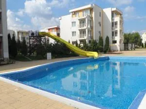 Студия Несебър Форт Клуб - Tŭnkovo