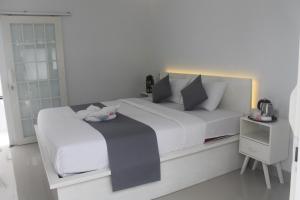 Phòng Đôi Loại Sang (Deluxe Double Room)