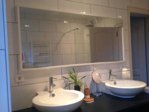 B&B / Chambres d'hotes Au numero 6 : photos des chambres