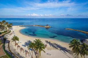 Family Complex beside Beach wPool Montego Bay #1