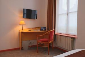 Hotels Logis-Hotel des Oliviers : photos des chambres