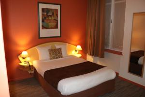 Hotels Logis-Hotel des Oliviers : photos des chambres