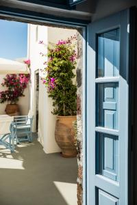 Pantelia Suites Santorini Greece