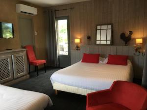 Hotels Hotel Le Mas de Castel - Piscine chauffee : photos des chambres